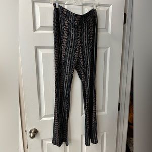 American rag multicolor flair leggings